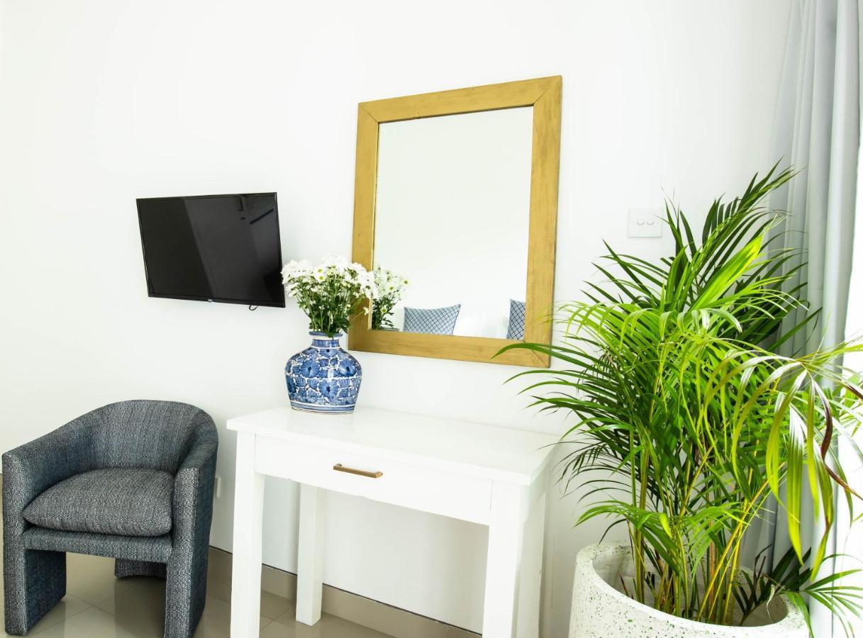 קנגו The London Residences Boutique Hotel מראה חיצוני תמונה